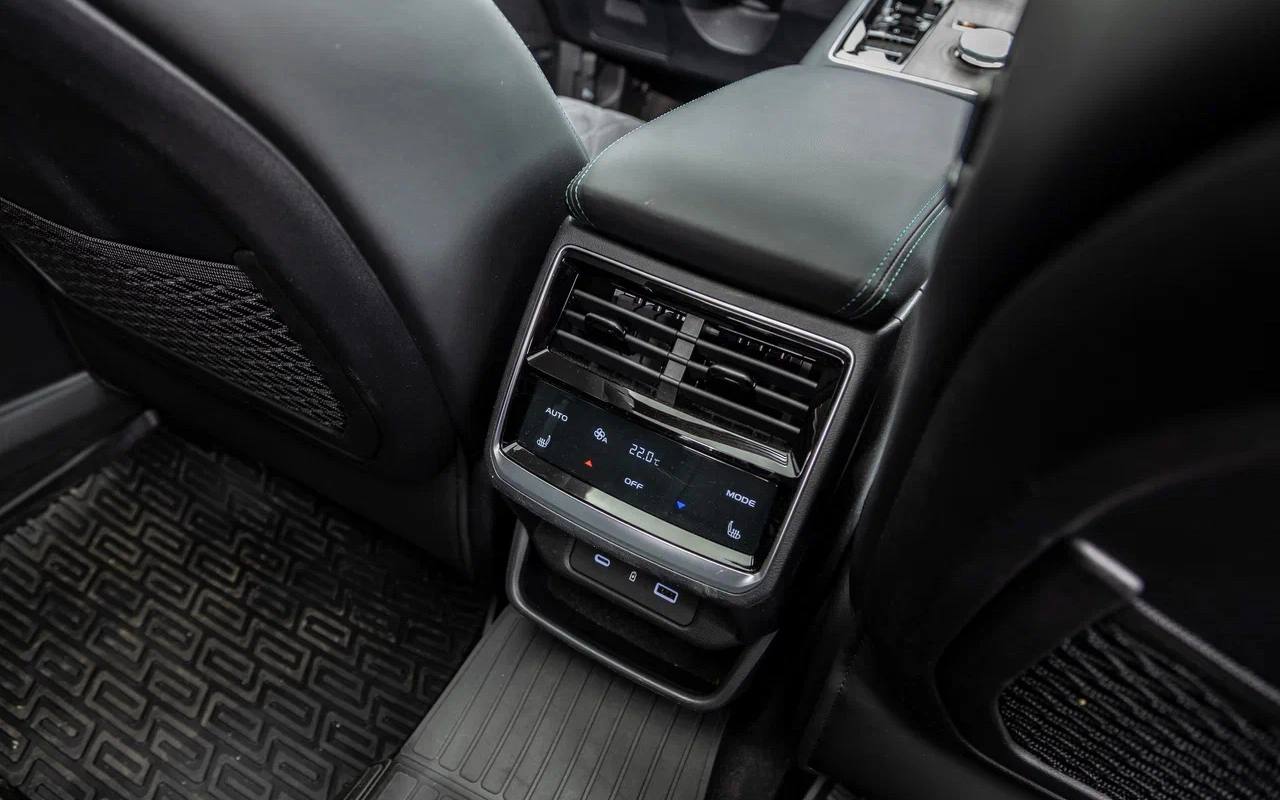 Geely Monjaro 20.webp