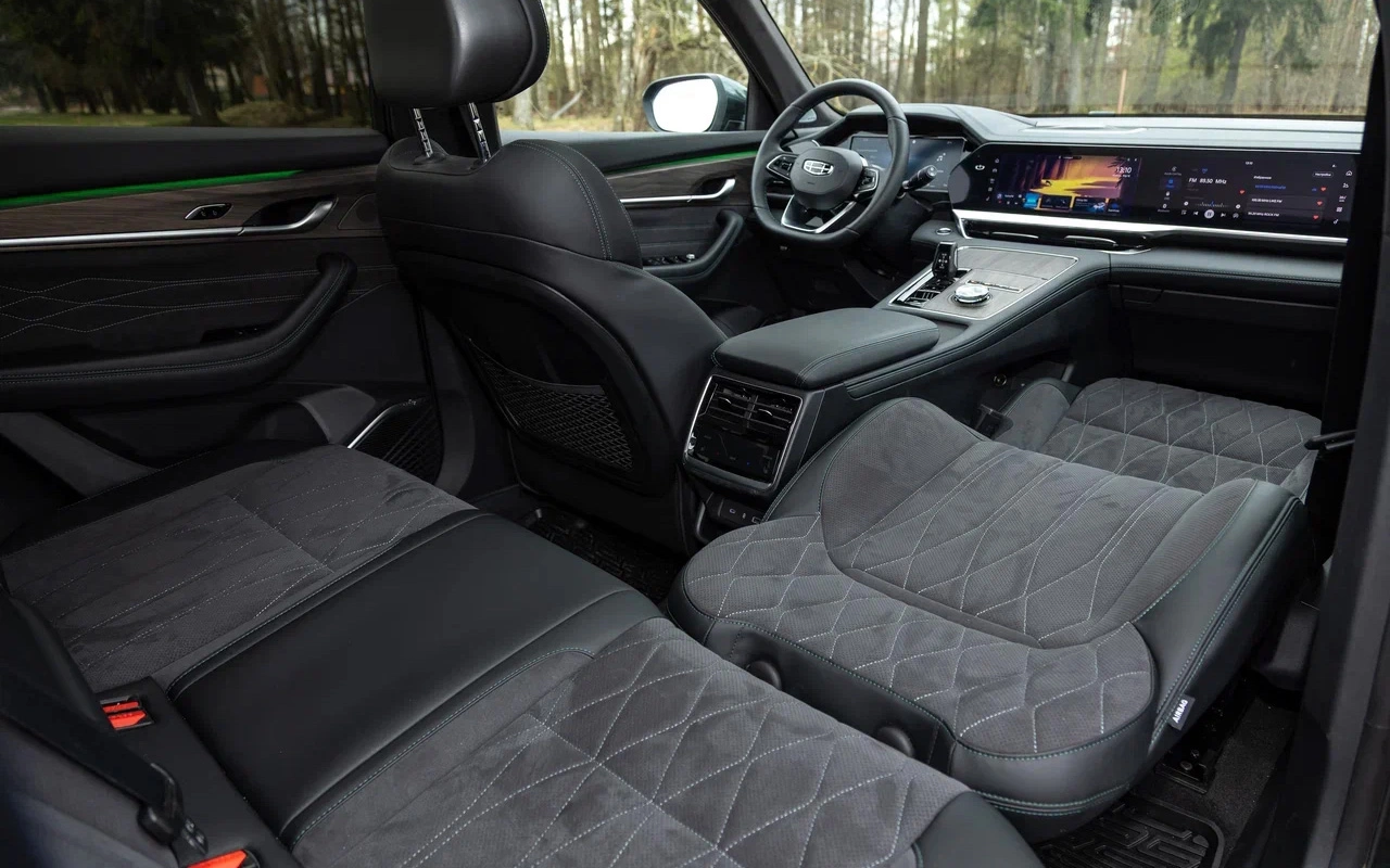 Geely Monjaro 7.webp